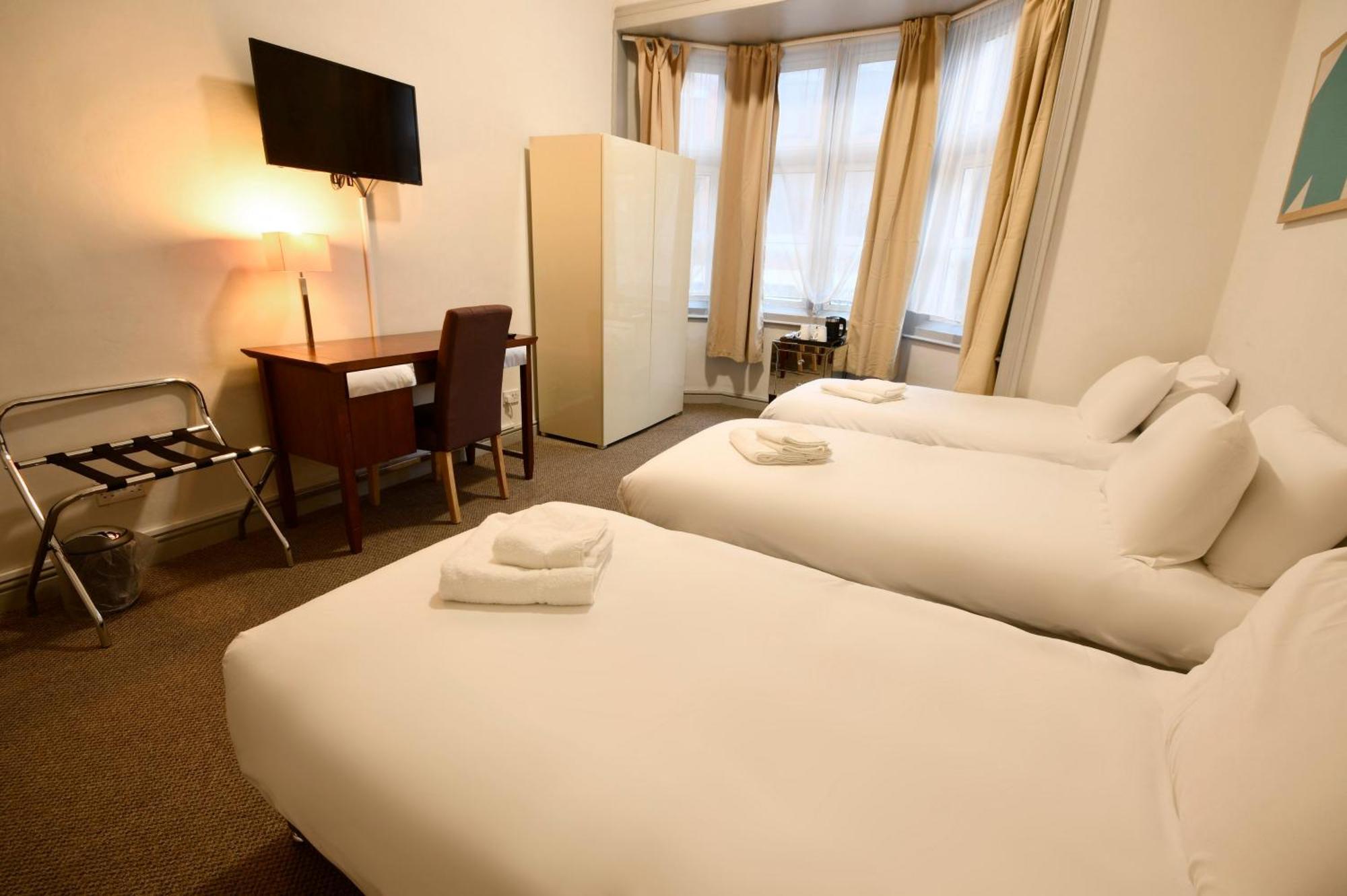 Royal Hotel Кеттерінг Екстер'єр фото